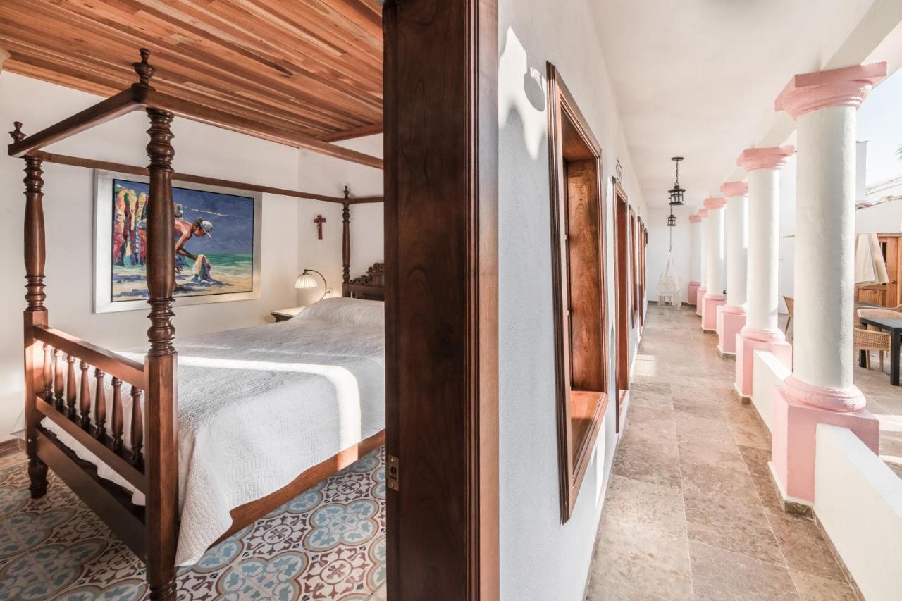 Hotel La Casa De Las Sirenas ตลาโคตาลปัน ภายนอก รูปภาพ