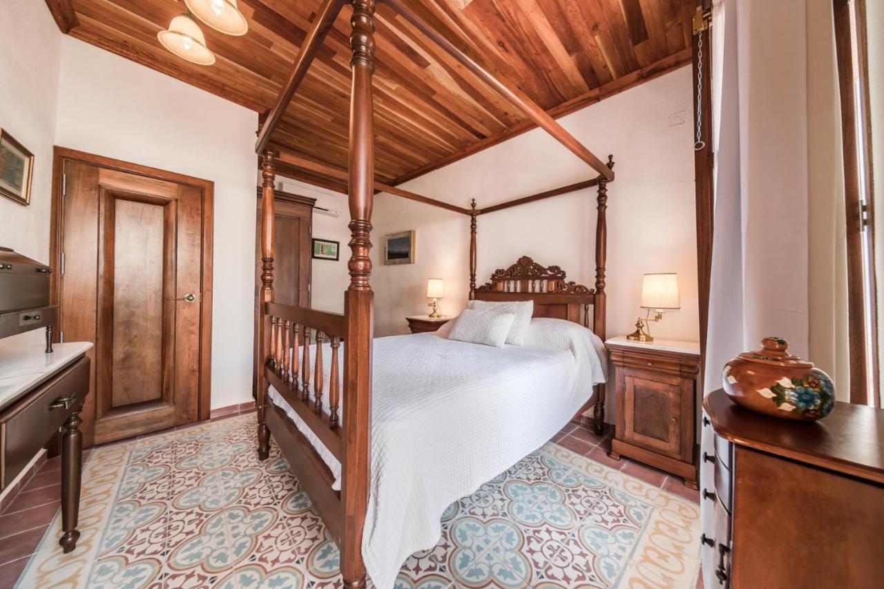 Hotel La Casa De Las Sirenas ตลาโคตาลปัน ภายนอก รูปภาพ