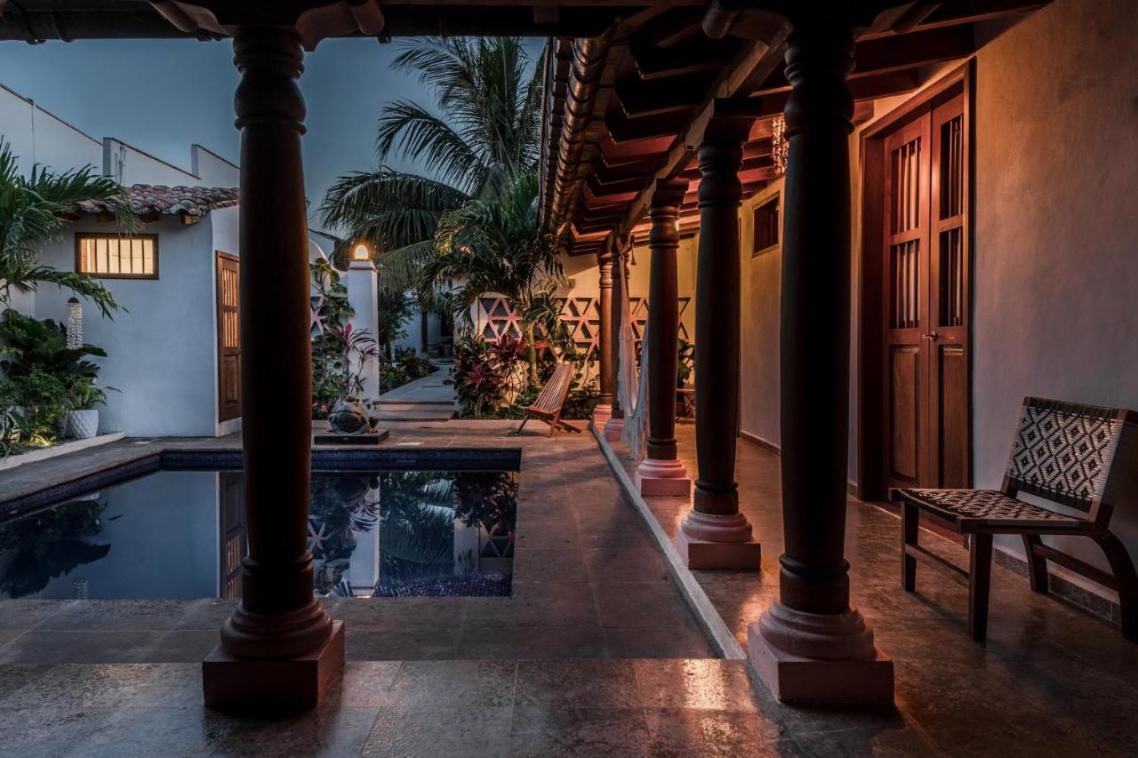 Hotel La Casa De Las Sirenas ตลาโคตาลปัน ภายนอก รูปภาพ